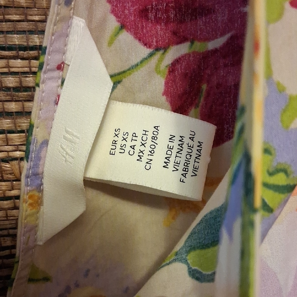 H&M Floral Multicolor Dress Size XS - Picture 2 of 5